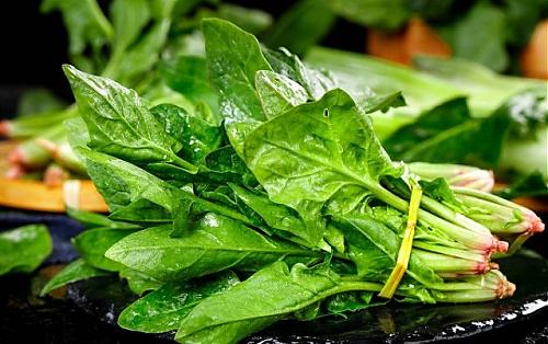 【潜山特色美食】春天素食美味-官庄豆皮卷菠菜蘸酱吃 图2