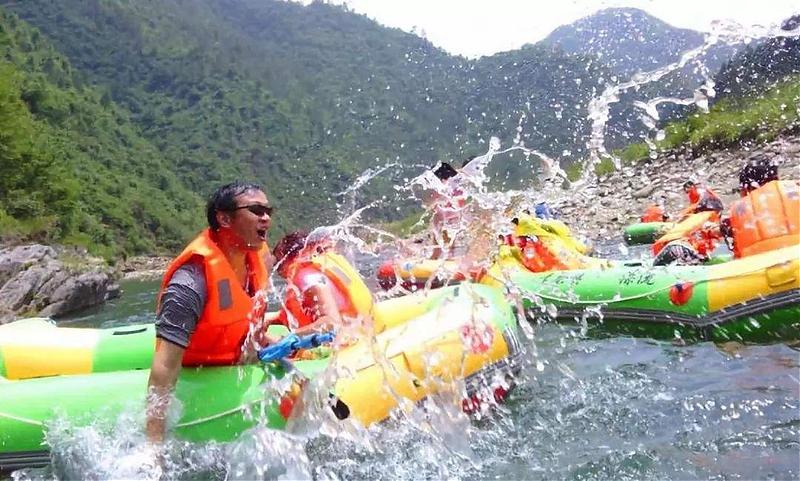潜山户外运动漂流