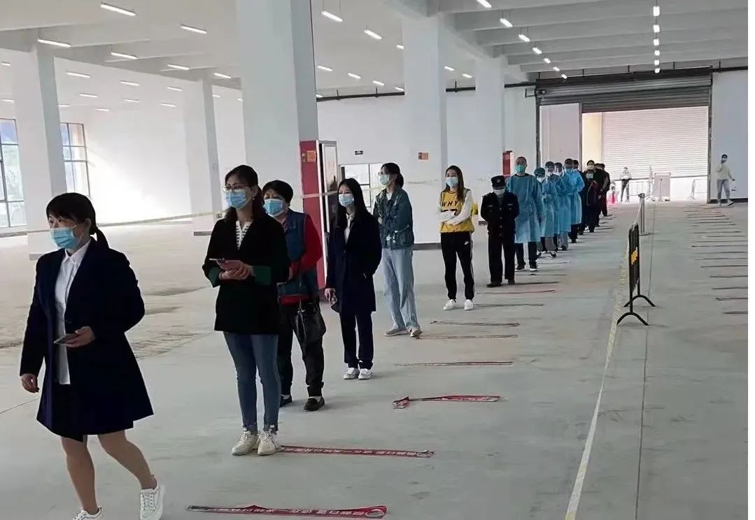 安庆市妇联积极发动配合完成重点人群核酸检测工作 图9