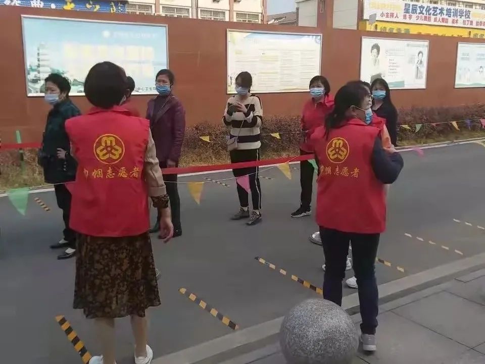 安庆市妇联积极发动配合完成重点人群核酸检测工作 图7