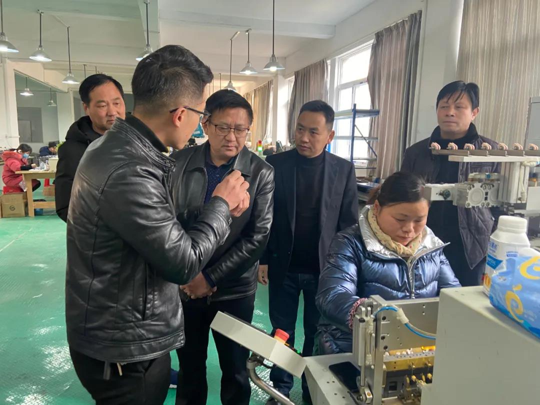 市委常委余永灿率队到中合产业园开展党的十九届五中全会精神宣讲_... 图2