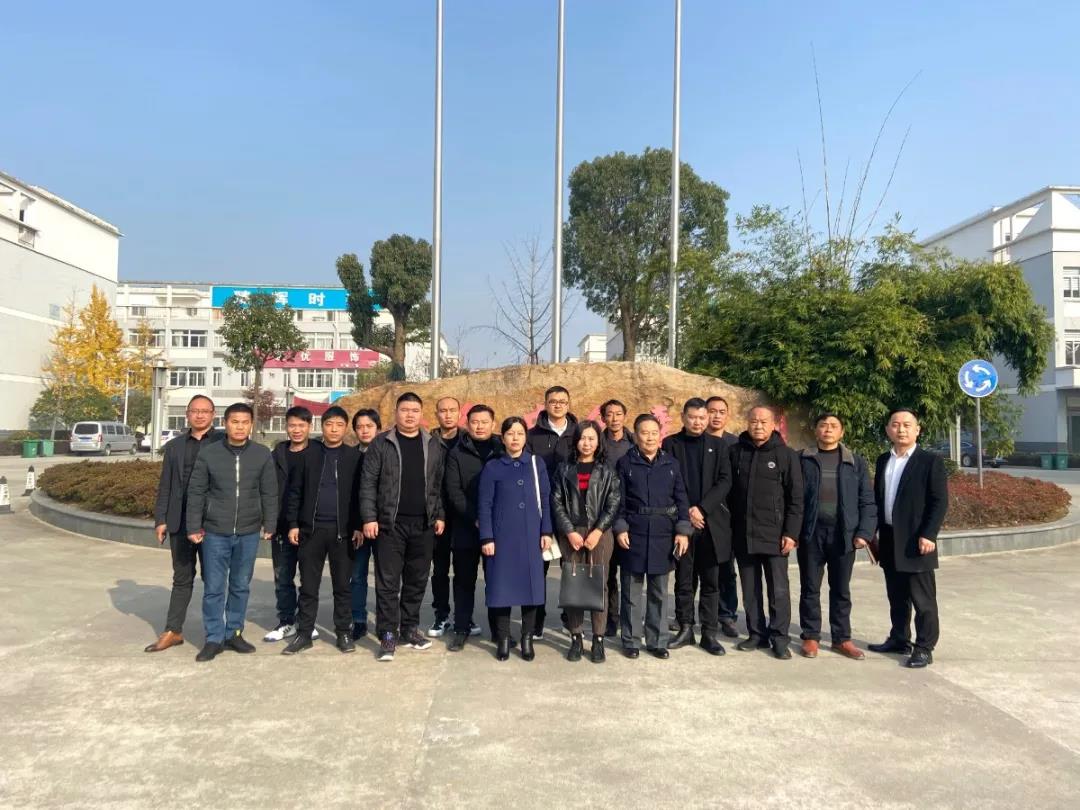 全民招商迎接凤还巢 图2