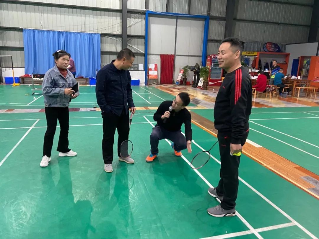 中合产业园第一届趣味羽毛球比赛圆满完成 图2